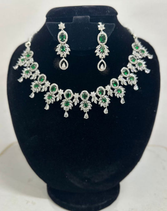 Emerald AD Jewelry Set