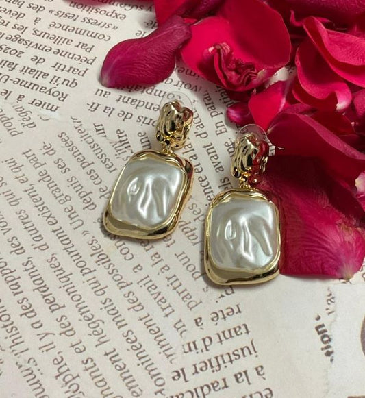 Baroque Pearl Earrings